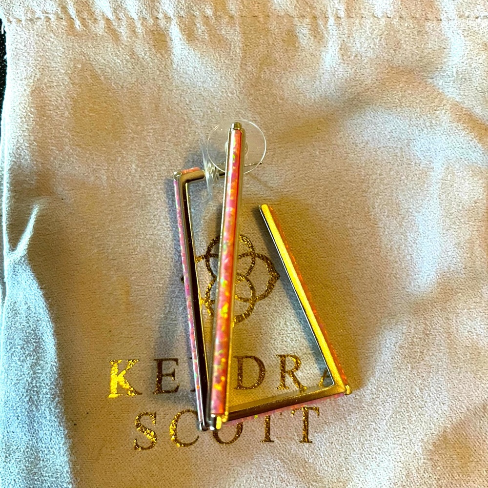 Kendra Scott Opal Easton Earrings. NWOT